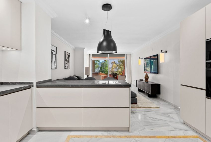 R5399809-Apartment-For-Sale-Nueva-Andalucia-Middle-Floor-Apartment-3-Beds-133-Built-2