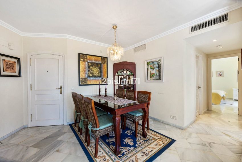 R5400010-Apartment-For-Sale-Elviria-Penthouse-2-Beds-80-Built-11