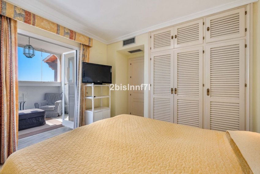 R5400010-Apartment-For-Sale-Elviria-Penthouse-2-Beds-80-Built-13