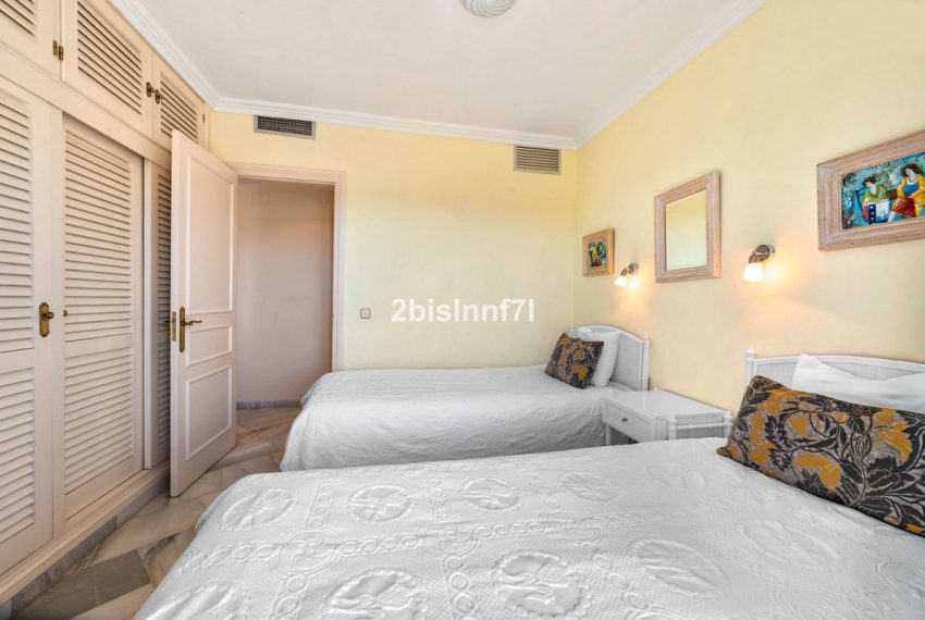 R5400010-Apartment-For-Sale-Elviria-Penthouse-2-Beds-80-Built-19
