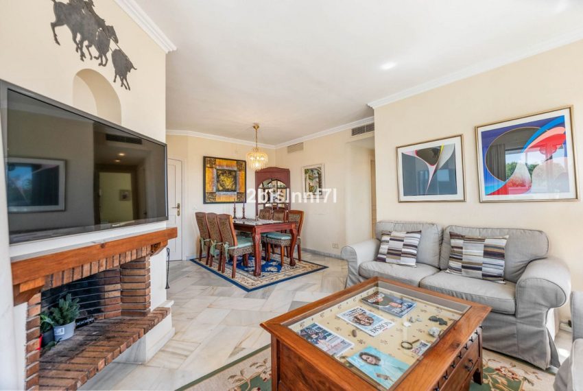 R5400010-Apartment-For-Sale-Elviria-Penthouse-2-Beds-80-Built-7
