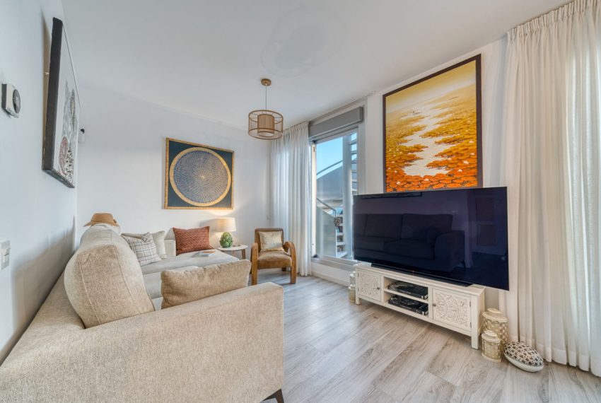 R5400166-Apartment-For-Sale-Estepona-Penthouse-2-Beds-80-Built-11