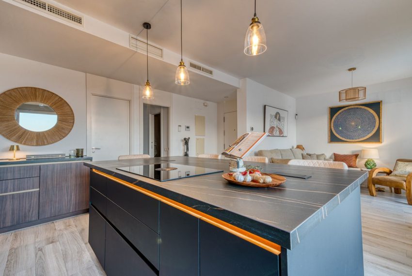 R5400166-Apartment-For-Sale-Estepona-Penthouse-2-Beds-80-Built-9