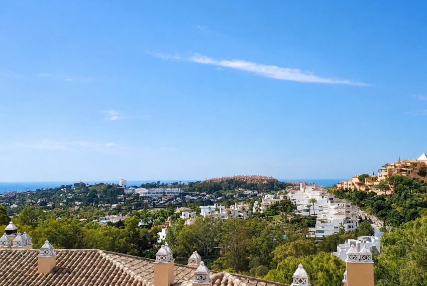 R5400259-Apartment-For-Sale-Nueva-Andalucia-Duplex-2-Beds-170-Built-15