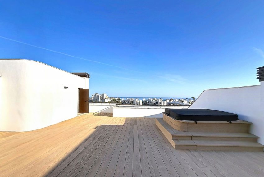R5400679-Apartment-For-Sale-Estepona-Penthouse-3-Beds-114-Built-1