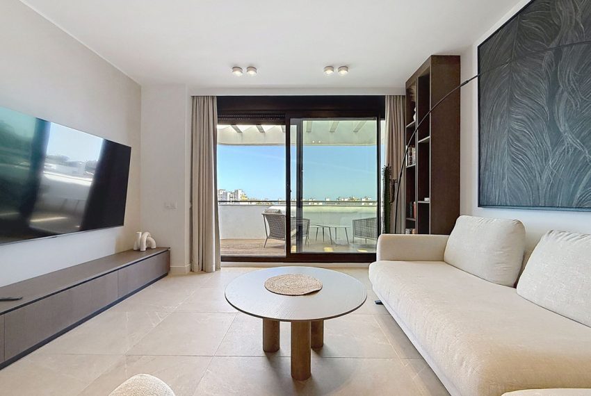 R5400679-Apartment-For-Sale-Estepona-Penthouse-3-Beds-114-Built-4
