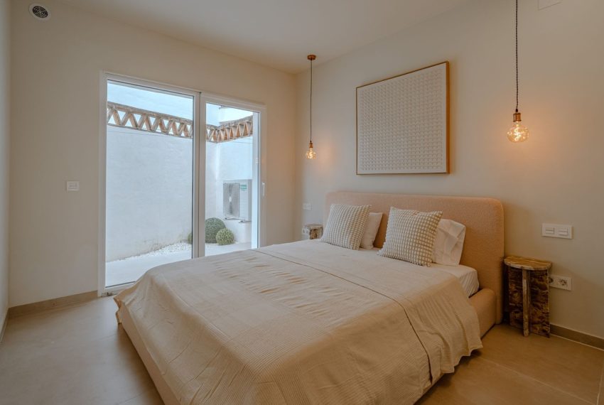 R5401822-Apartment-For-Sale-Nueva-Andalucia-Middle-Floor-Apartment-2-Beds-82-Built-6