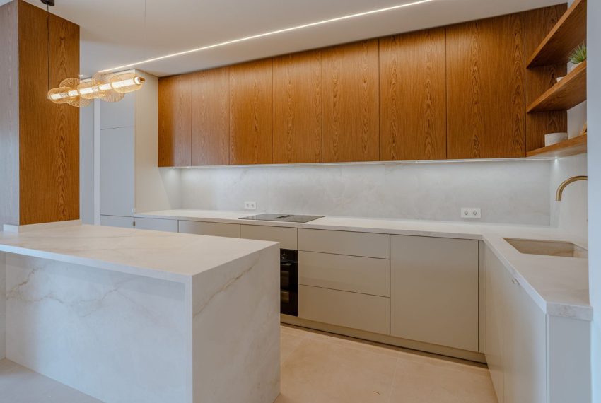 R5401822-Apartment-For-Sale-Nueva-Andalucia-Middle-Floor-Apartment-2-Beds-82-Built