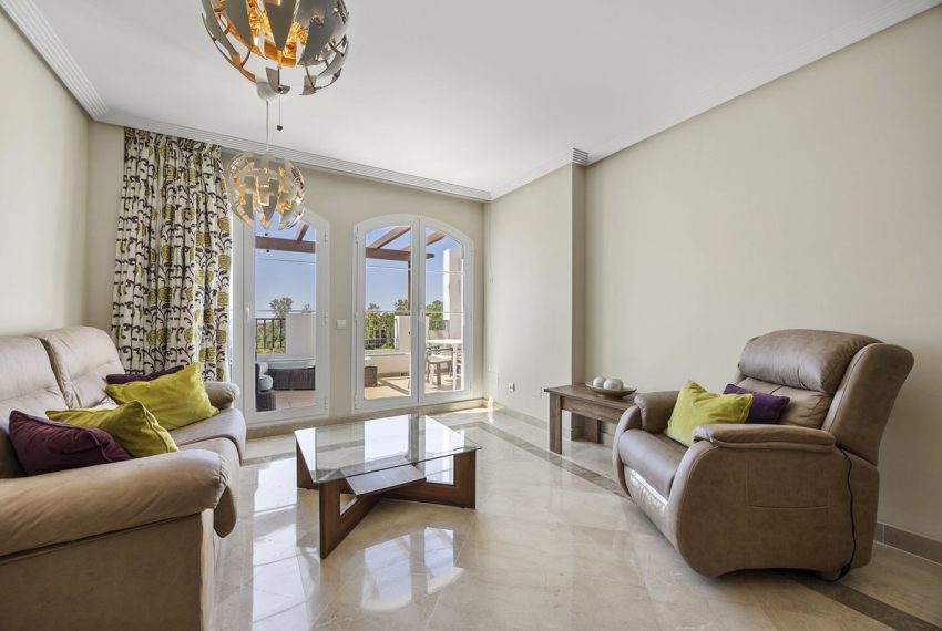 R5401891-Apartment-For-Sale-Los-Arqueros-Penthouse-Duplex-3-Beds-102-Built-2