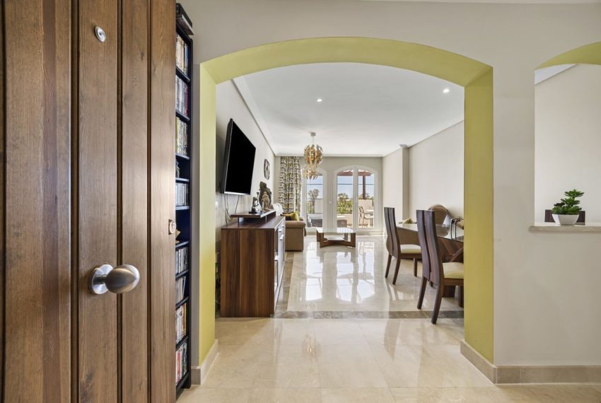 R5401891-Apartment-For-Sale-Los-Arqueros-Penthouse-Duplex-3-Beds-102-Built