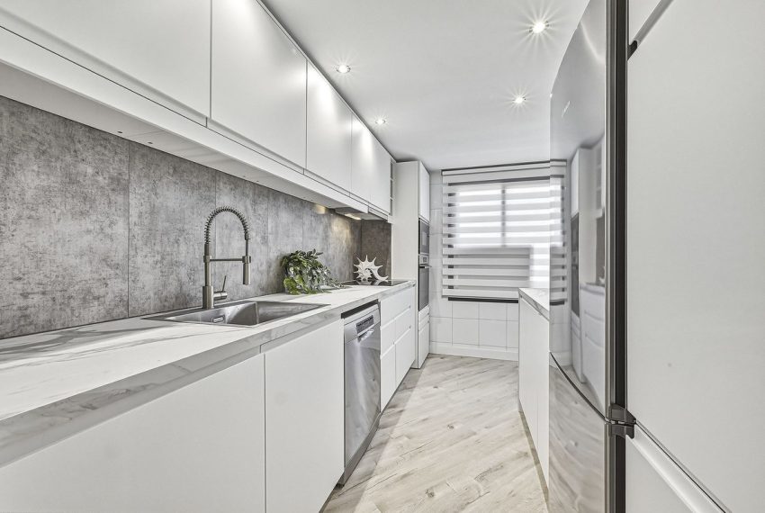 R5402149-Apartment-For-Sale-Nueva-Andalucia-Middle-Floor-Apartment-3-Beds-131-Built-1