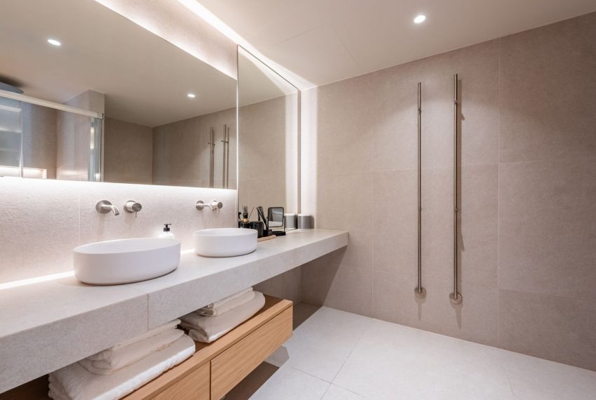 R5402278-Apartment-For-Sale-Nueva-Andalucia-Ground-Floor-Apartment-3-Beds-125-Built-12
