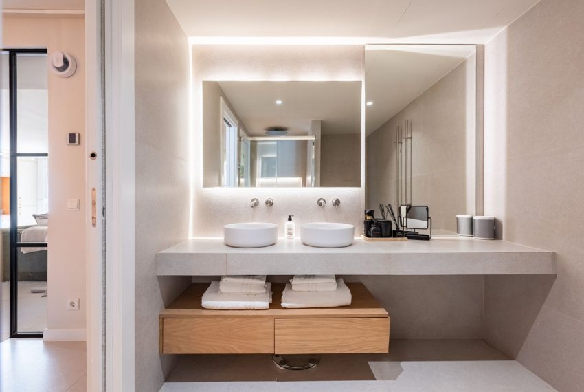 R5402278-Apartment-For-Sale-Nueva-Andalucia-Ground-Floor-Apartment-3-Beds-125-Built-13