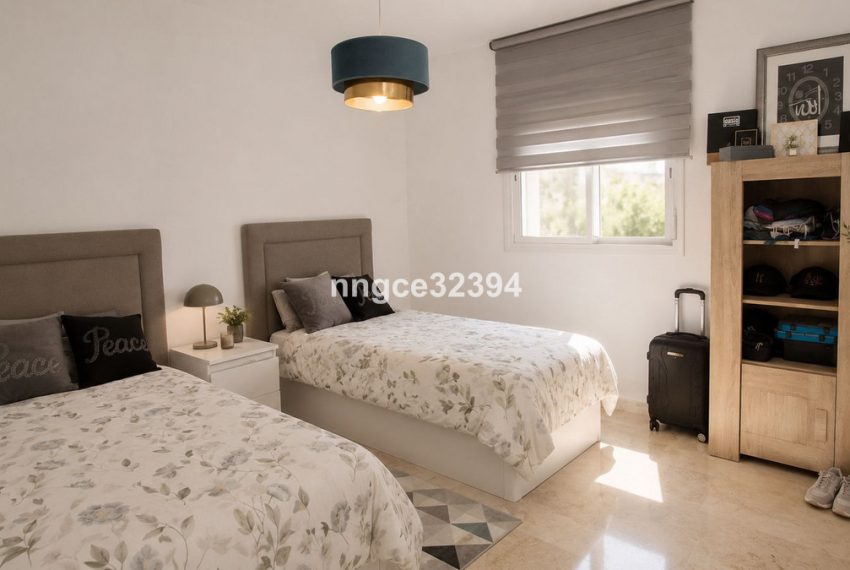 R5402287-Apartment-For-Sale-Nueva-Andalucia-Ground-Floor-Apartment-2-Beds-154-Built-10