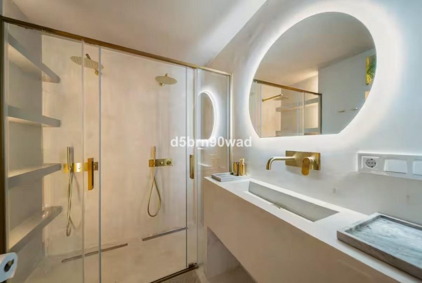 R5402761-Apartment-For-Sale-Marbella-Middle-Floor-Apartment-3-Beds-80-Built-13