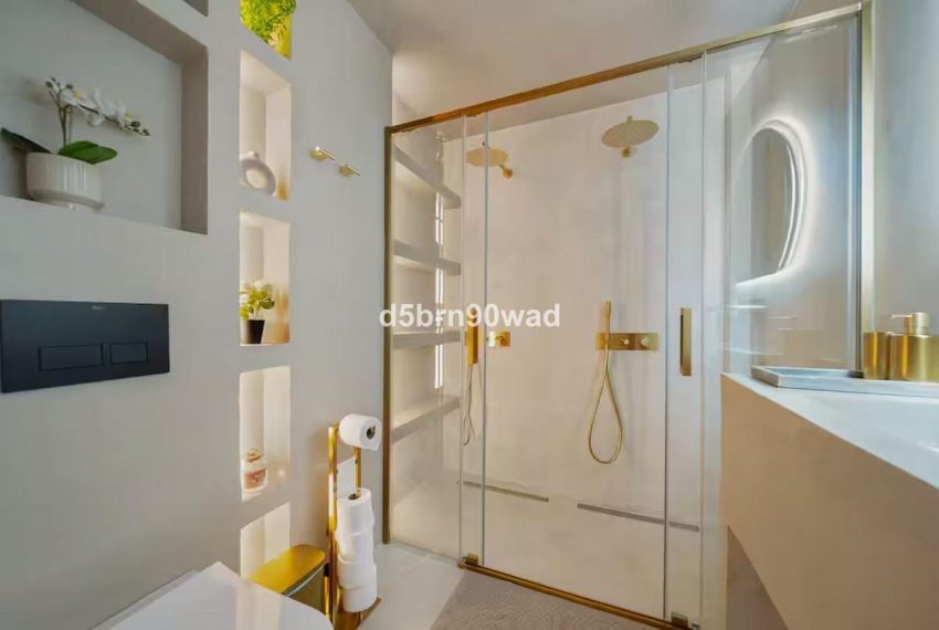 R5402761-Apartment-For-Sale-Marbella-Middle-Floor-Apartment-3-Beds-80-Built-14