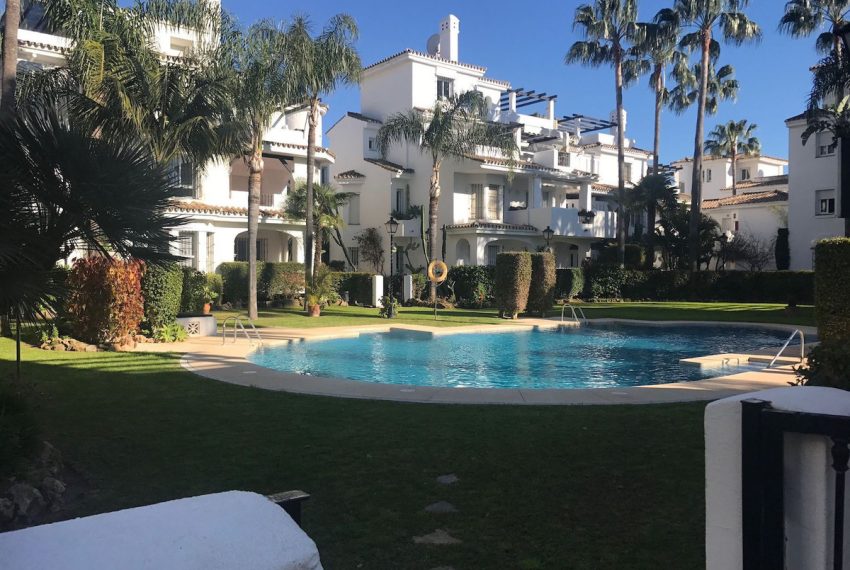 R5406250-Apartment-For-Sale-Nueva-Andalucia-Middle-Floor-Apartment-2-Beds-104-Built-1
