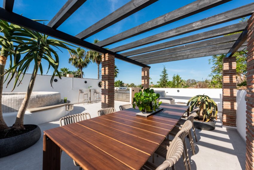 R5406937-Apartment-For-Sale-Nueva-Andalucia-Penthouse-Duplex-3-Beds-246-Built