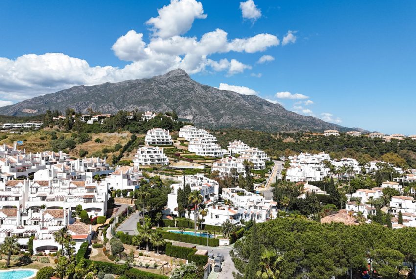 R5407603-House-For-Sale-Nueva-Andalucia-Townhouse-3-Beds-173-Built-6