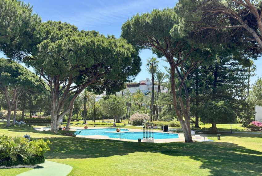 R5407795-Apartment-For-Sale-Puerto-Banus-Middle-Floor-Apartment-2-Beds-92-Built