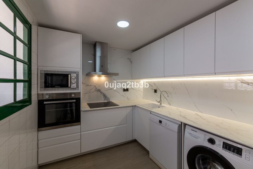 R5408005-House-For-Sale-Aloha-Townhouse-3-Beds-140-Built-10