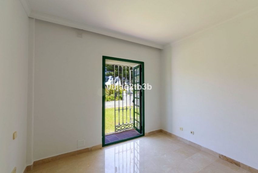 R5408005-House-For-Sale-Aloha-Townhouse-3-Beds-140-Built-14