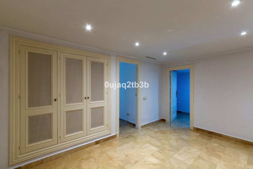 R5408005-House-For-Sale-Aloha-Townhouse-3-Beds-140-Built-18