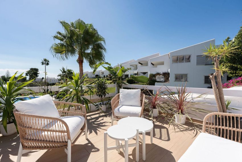R5408032-Apartment-For-Sale-Nueva-Andalucia-Penthouse-Duplex-2-Beds-73-Built