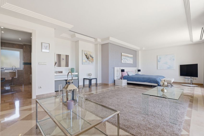 R5408089-Apartment-For-Sale-Nueva-Andalucia-Penthouse-Duplex-2-Beds-222-Built-16
