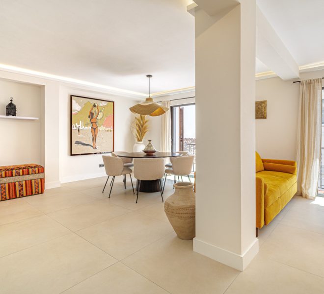 R5408581-Image 1-Middle Floor Apartment - 3 Beds - 150 Built