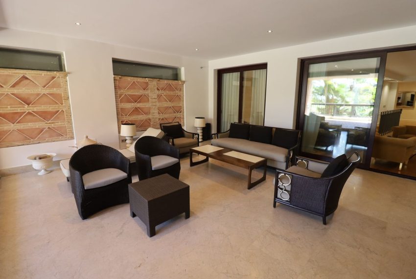 R5409112-Apartment-For-Sale-San-Pedro-de-Alcantara-Ground-Floor-Apartment-4-Beds-311-Built-11