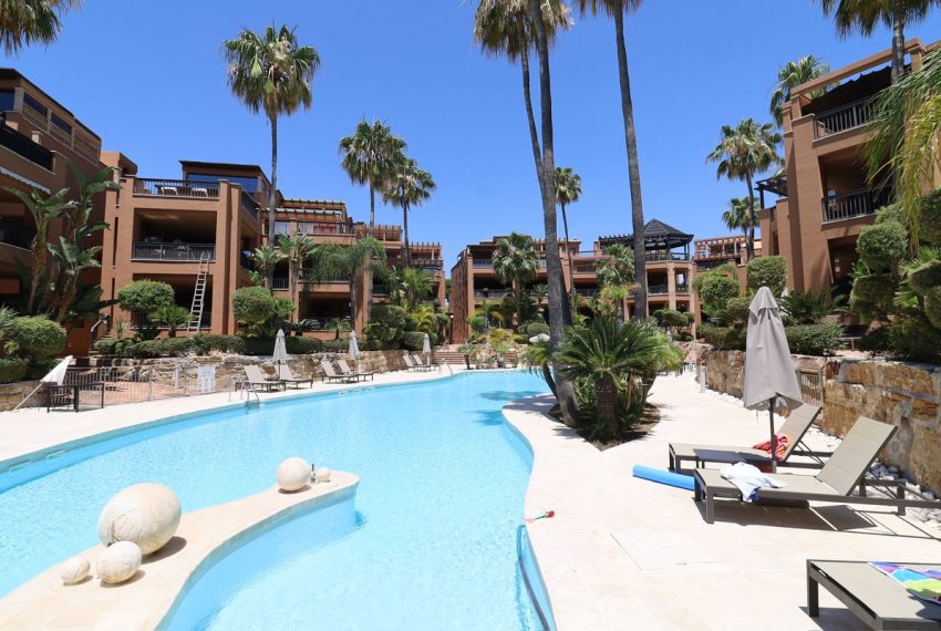 R5409112-Apartment-For-Sale-San-Pedro-de-Alcantara-Ground-Floor-Apartment-4-Beds-311-Built-2