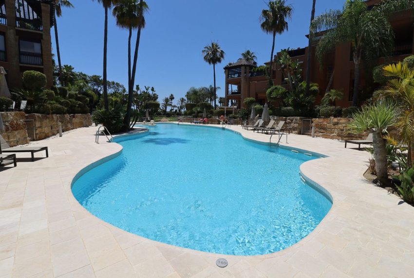 R5409112-Apartment-For-Sale-San-Pedro-de-Alcantara-Ground-Floor-Apartment-4-Beds-311-Built-3