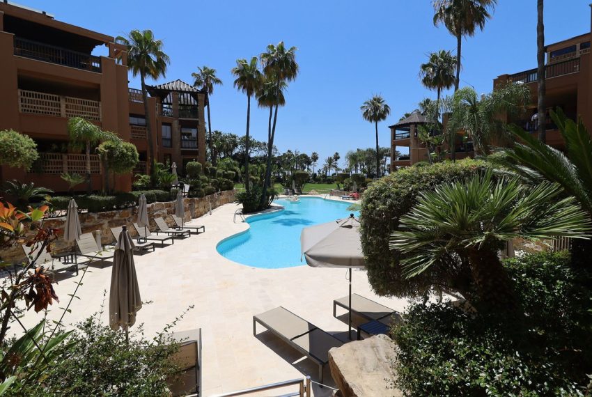 R5409112-Apartment-For-Sale-San-Pedro-de-Alcantara-Ground-Floor-Apartment-4-Beds-311-Built-4