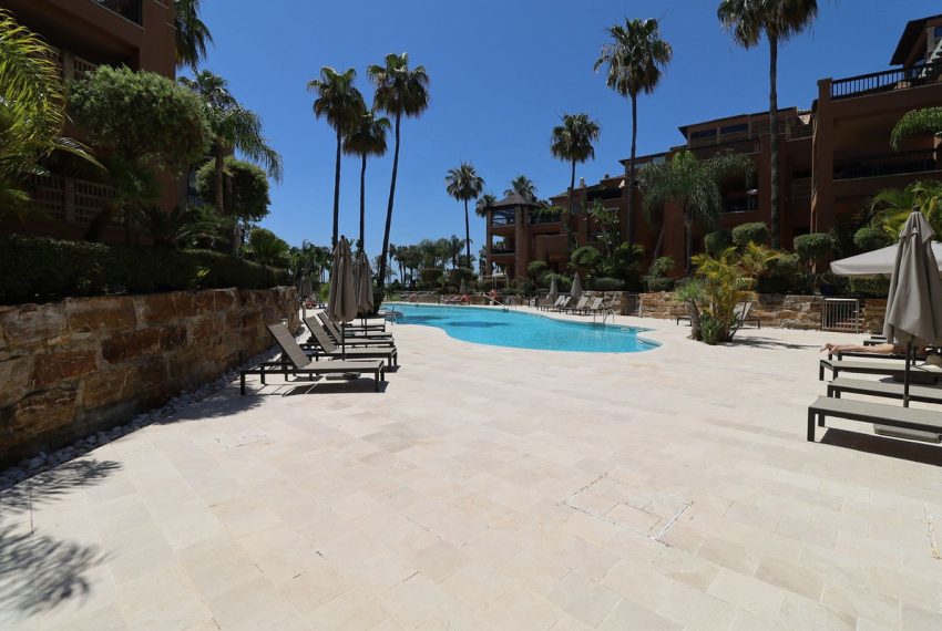 R5409112-Apartment-For-Sale-San-Pedro-de-Alcantara-Ground-Floor-Apartment-4-Beds-311-Built-5