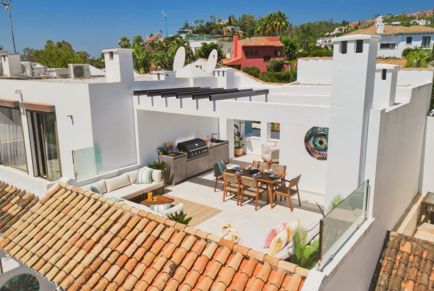 R5410492-House-For-Sale-La-Quinta-Townhouse-3-Beds-252-Built-1