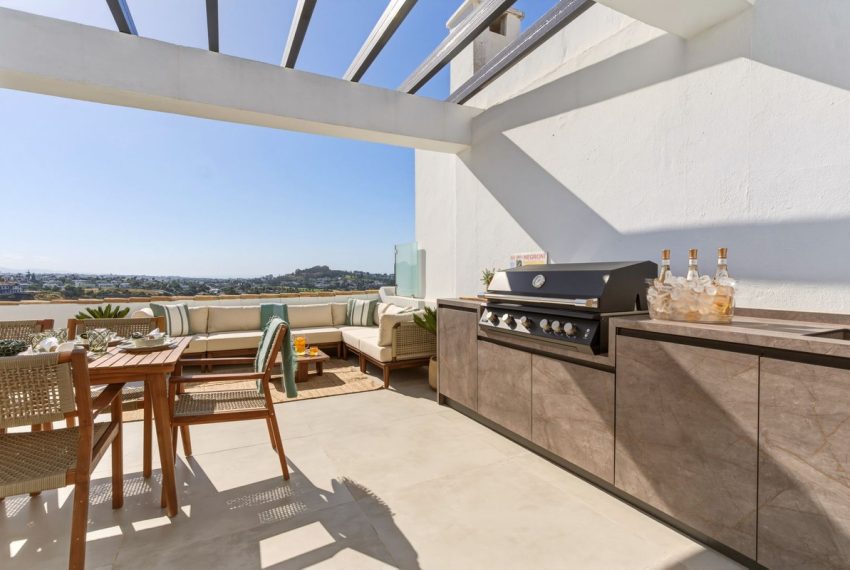 R5410492-House-For-Sale-La-Quinta-Townhouse-3-Beds-252-Built-3