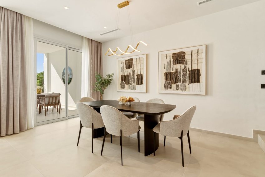 R5410492-House-For-Sale-La-Quinta-Townhouse-3-Beds-252-Built-7