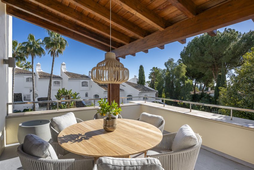 R5410705-Apartment-For-Sale-The-Golden-Mile-Middle-Floor-Apartment-3-Beds-210-Built-14
