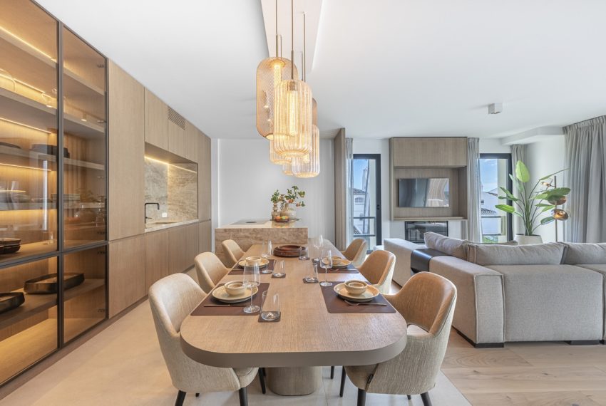 R5410705-Apartment-For-Sale-The-Golden-Mile-Middle-Floor-Apartment-3-Beds-210-Built-5