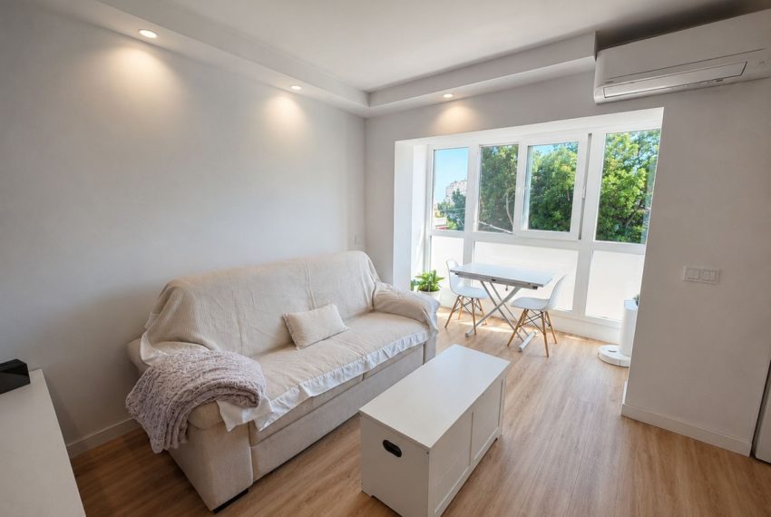 R5411398-Apartment-For-Sale-Nueva-Andalucia-Top-Floor-Apartment-1-Beds-42-Built