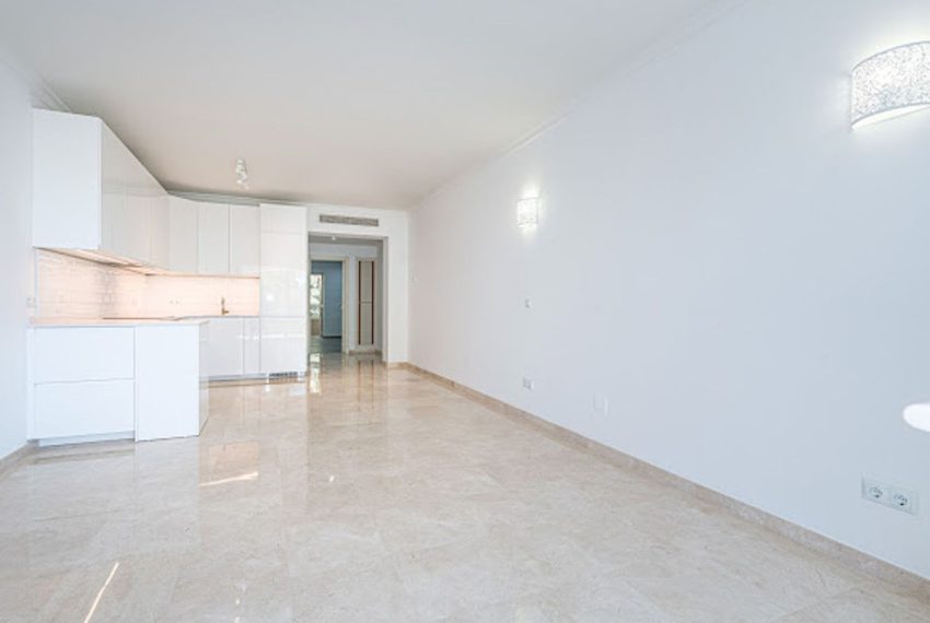 R5411581-Apartment-For-Sale-La-Quinta-Middle-Floor-Apartment-3-Beds-146-Built-3