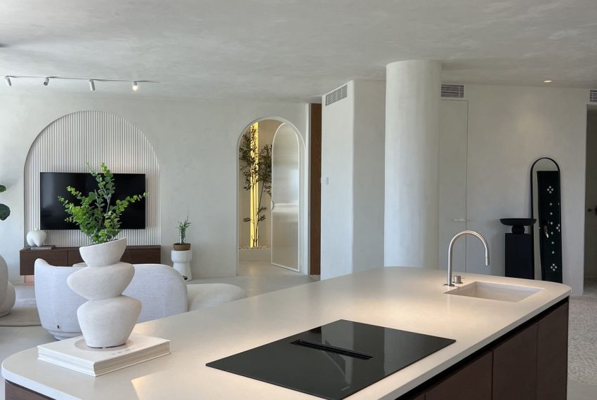 R5411701-Apartment-For-Sale-The-Golden-Mile-Penthouse-3-Beds-223-Built-2