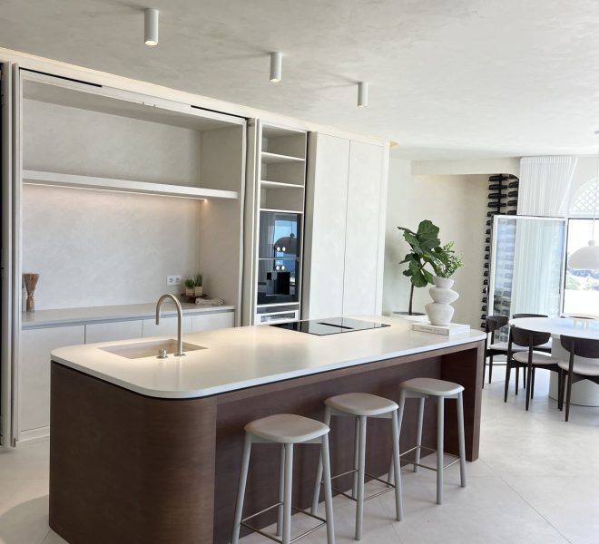R5411701-Image 1-Penthouse - 3 Beds - 223 Built