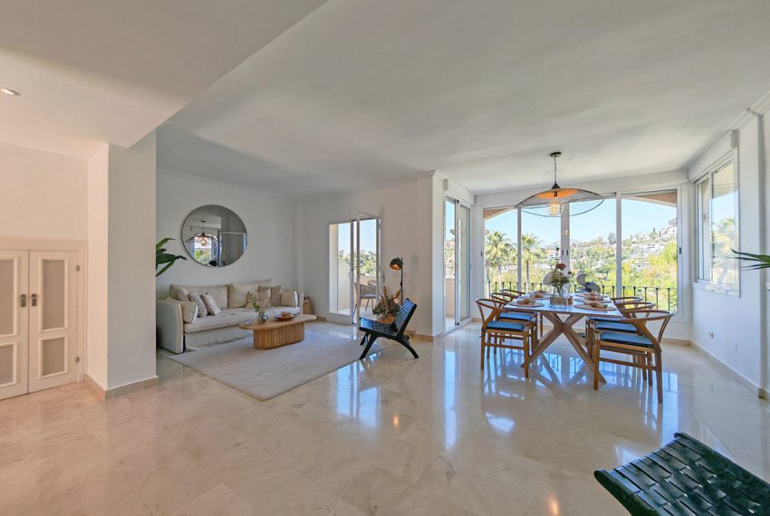 R5411803-Apartment-For-Sale-Benahavis-Penthouse-Duplex-2-Beds-156-Built