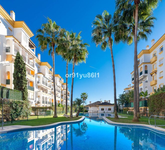 R5411851-Image 1-Ground Floor Apartment - 2 Beds - 120 Built