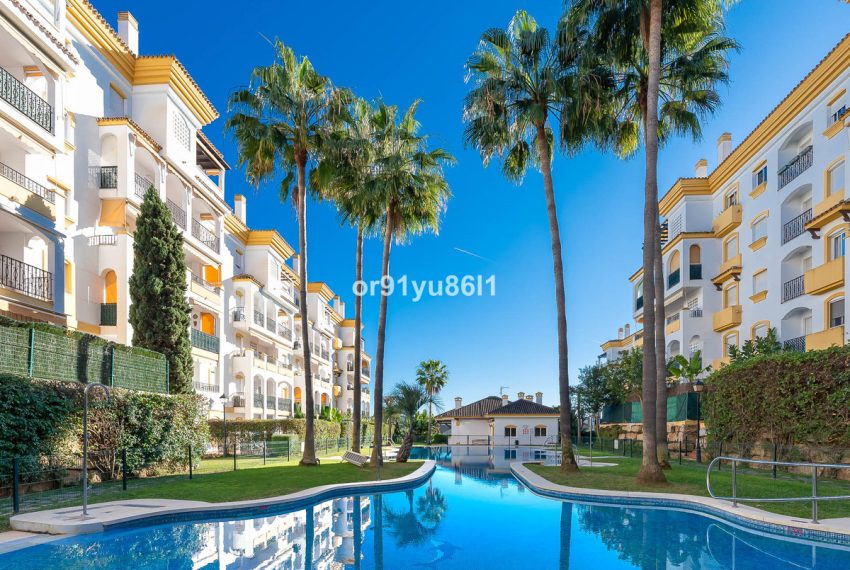 R5411851-Apartment-For-Sale-The-Golden-Mile-Ground-Floor-Apartment-2-Beds-120-Built