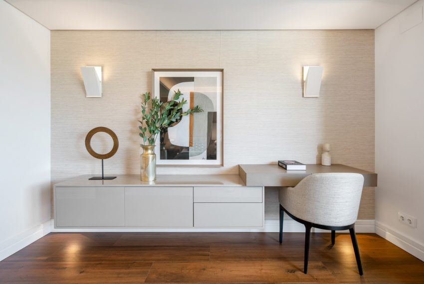 R5411893-Apartment-For-Sale-The-Golden-Mile-Middle-Floor-Apartment-3-Beds-168-Built-12