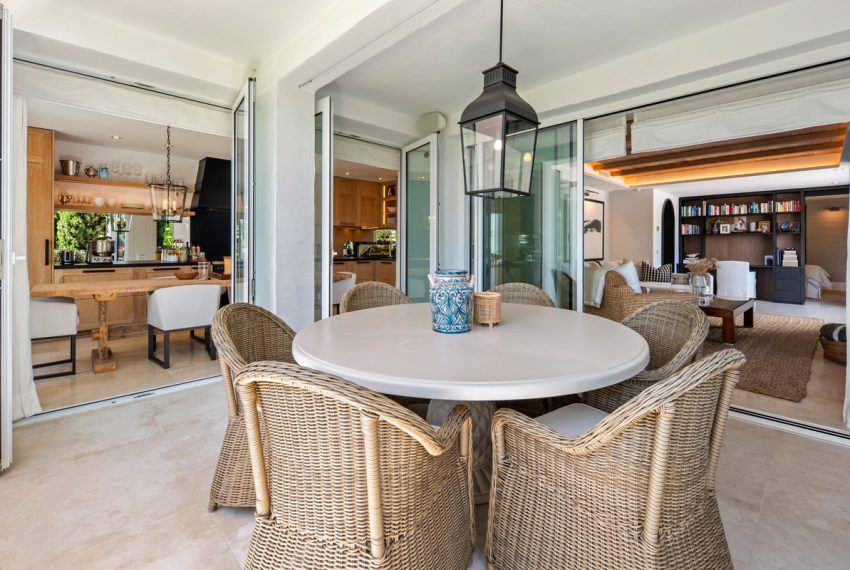 R5411896-Apartment-For-Sale-The-Golden-Mile-Middle-Floor-Apartment-1-Beds-120-Built-10