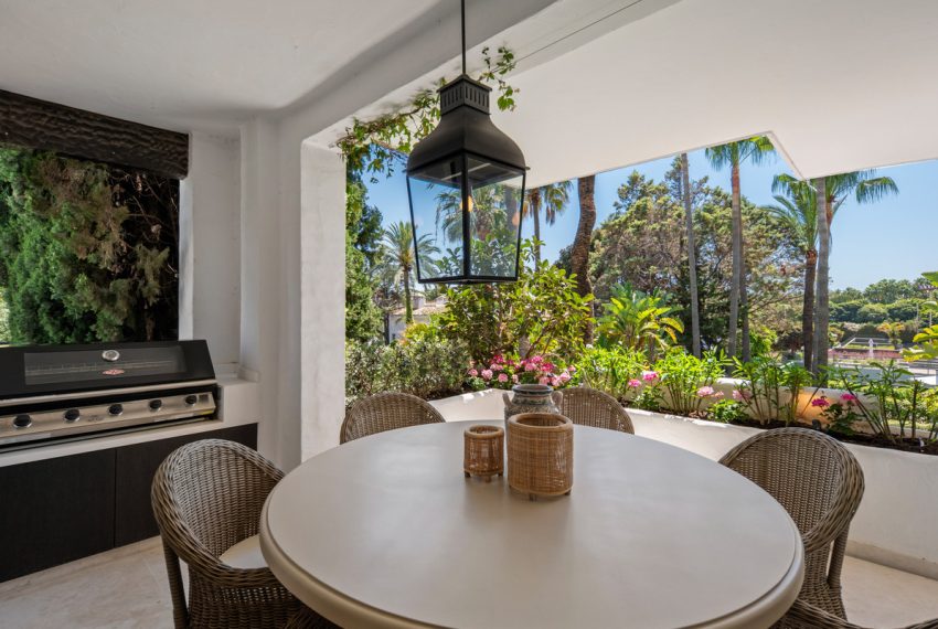 R5411896-Apartment-For-Sale-The-Golden-Mile-Middle-Floor-Apartment-1-Beds-120-Built-11
